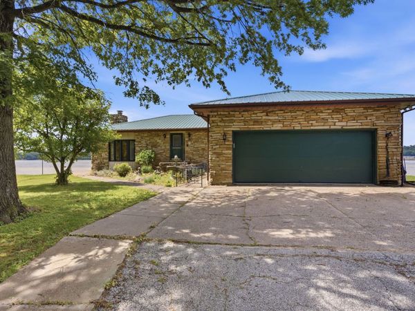 1501 State Avenue , Hampton, IL 61256