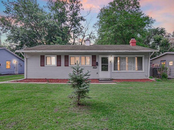 3304 175th Place, Hammond, IN 46323