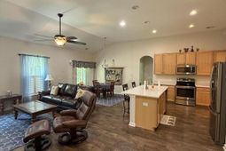522 Mountain Laurel Circle photo 4