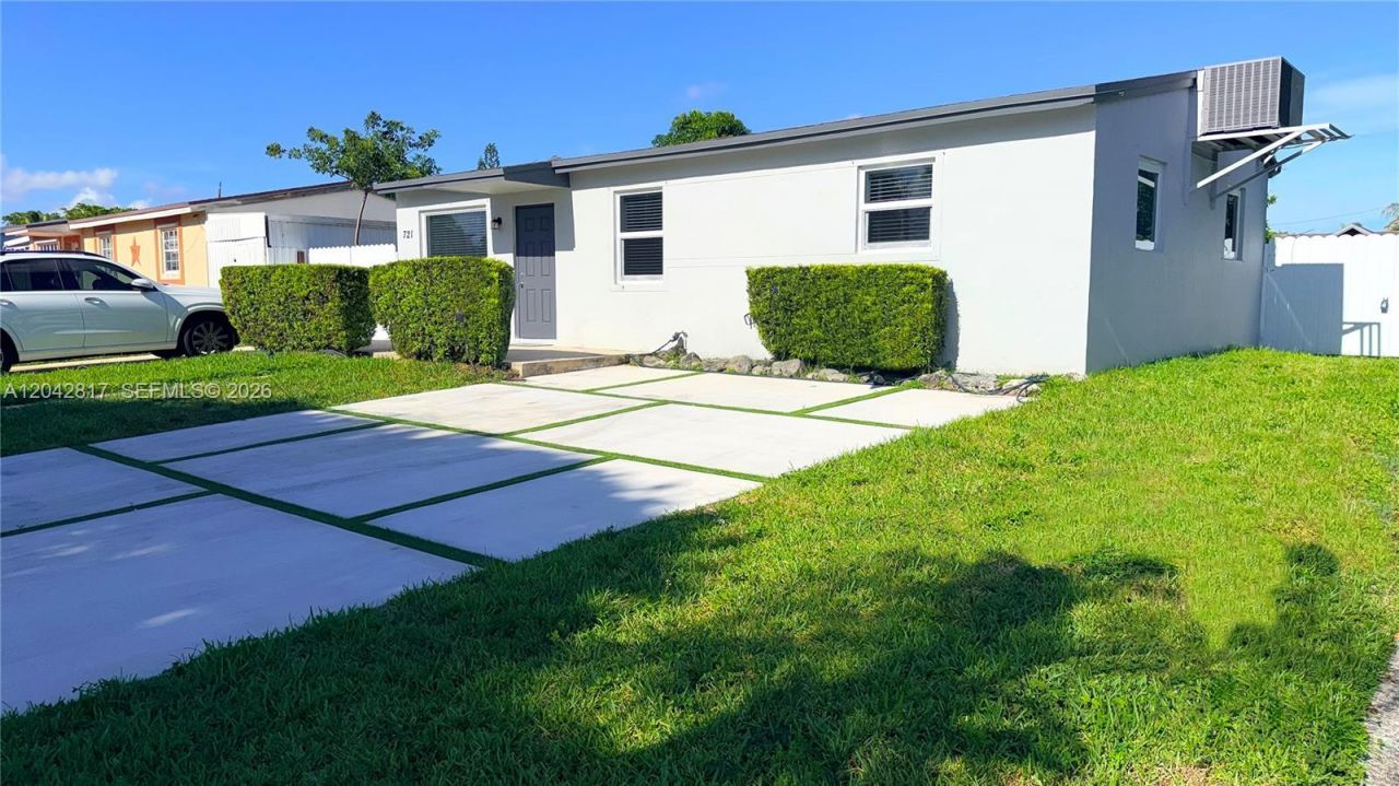 721 N 68th Ter, Hollywood, FL 33024 Photo