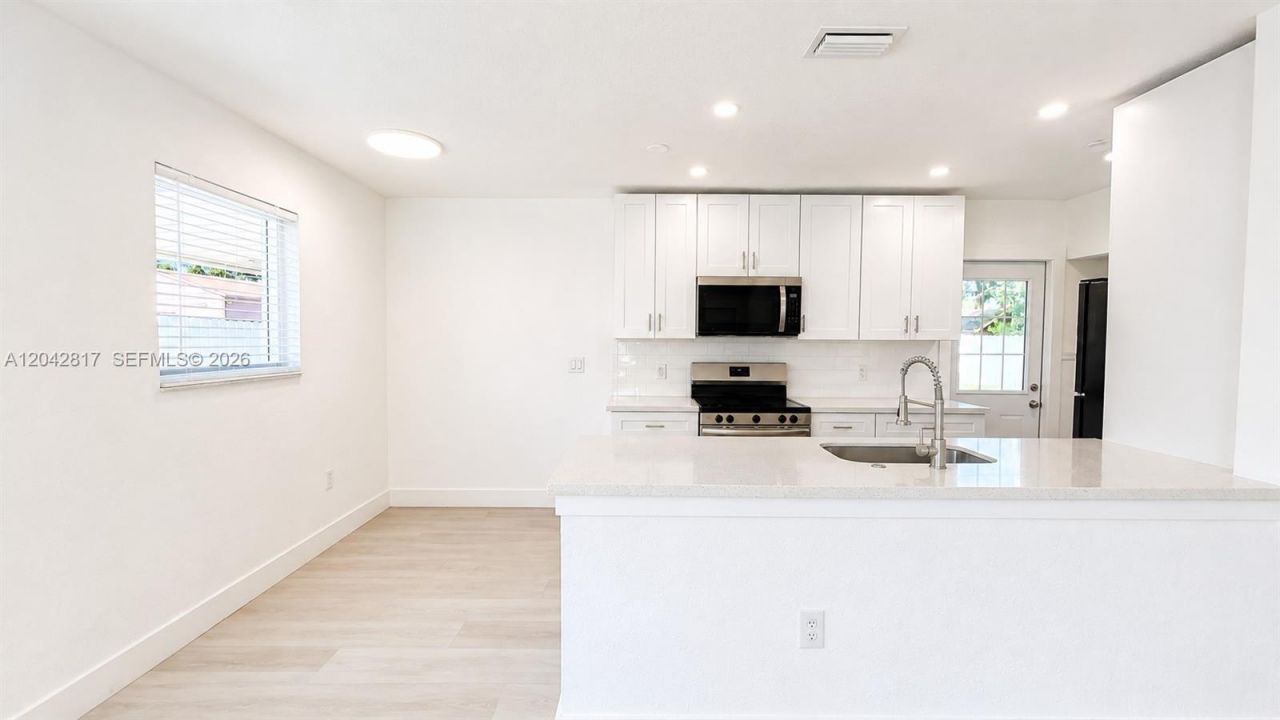 721 N 68th Ter, Hollywood, FL 33024 Photo