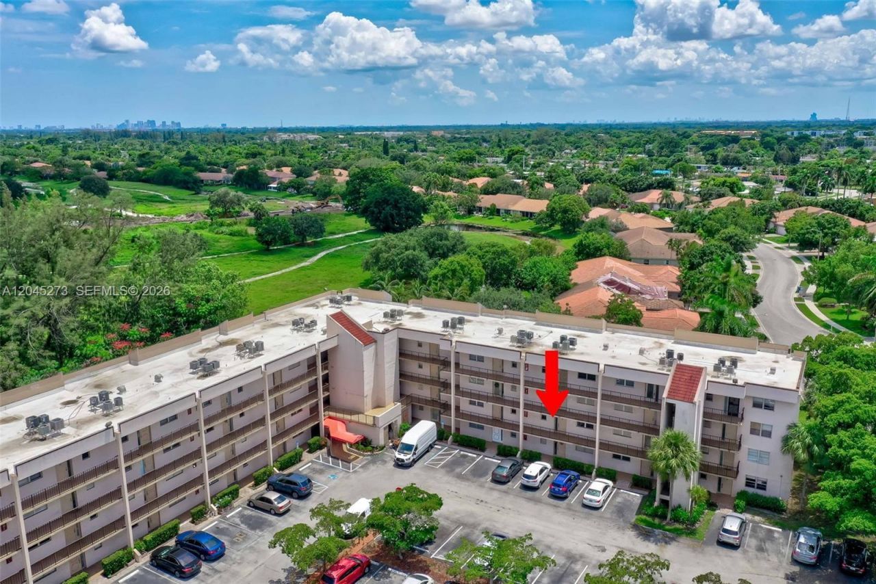 2571 Aragon Blvd, Unit 220, Sunrise, FL 33322 Photo