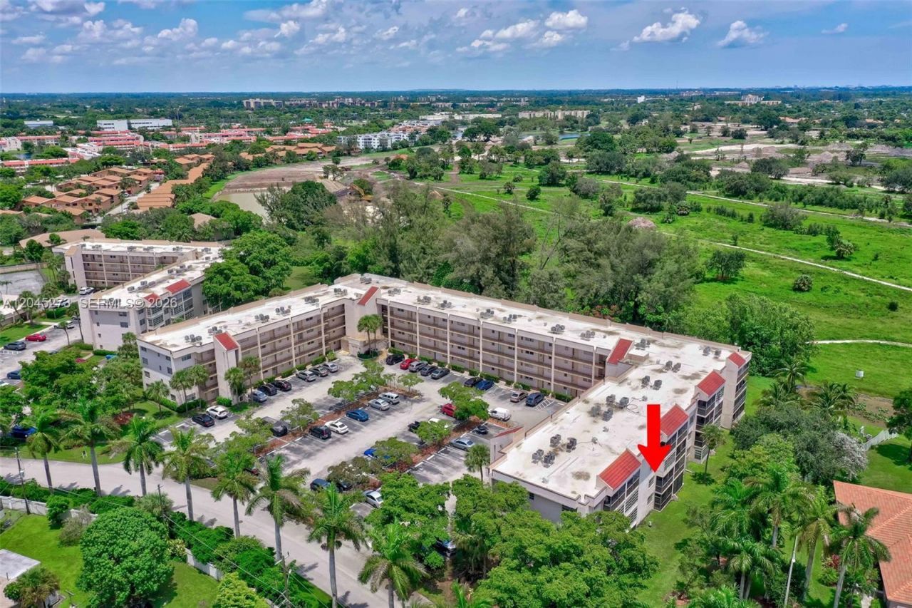 2571 Aragon Blvd, Unit 220, Sunrise, FL 33322 Photo