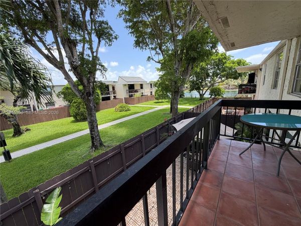 8303 SW 142nd Ave , Unit D206, Miami, FL 33183