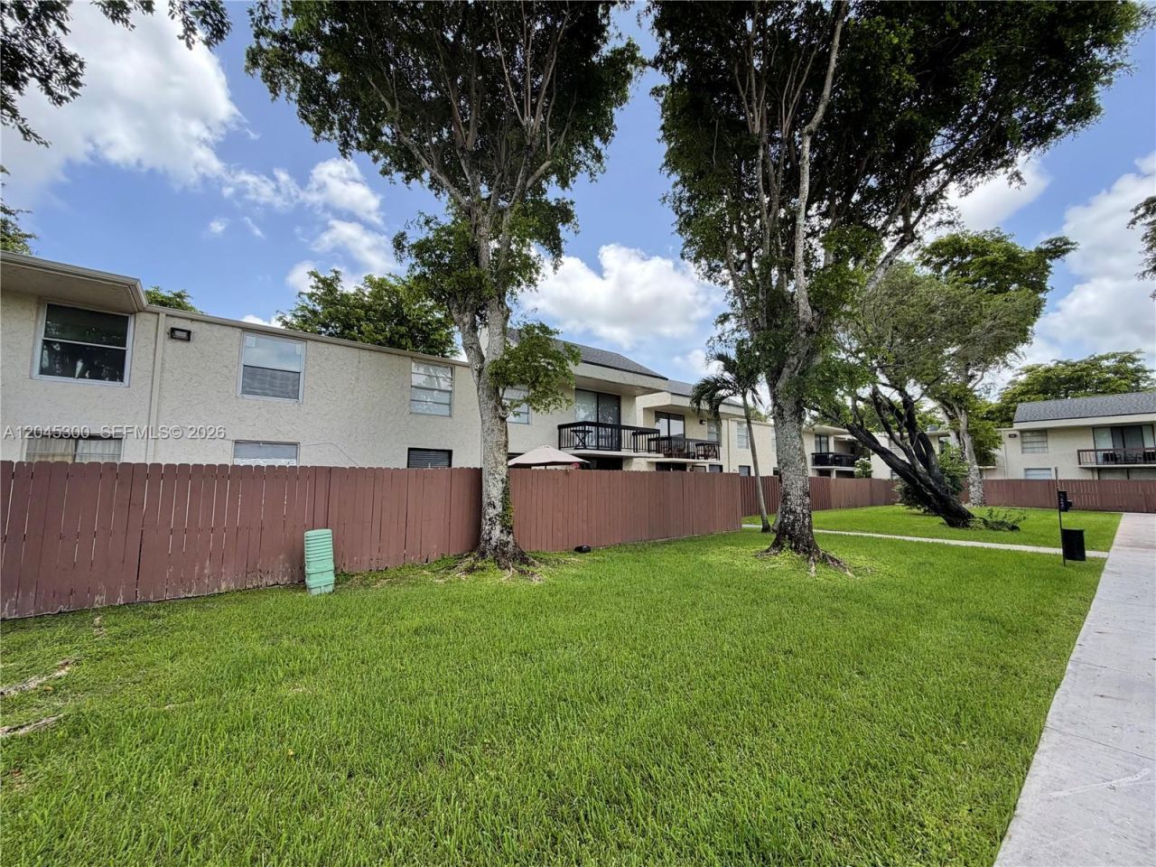 8303 SW 142nd Ave, Unit D206, Miami, FL 33183 Photo