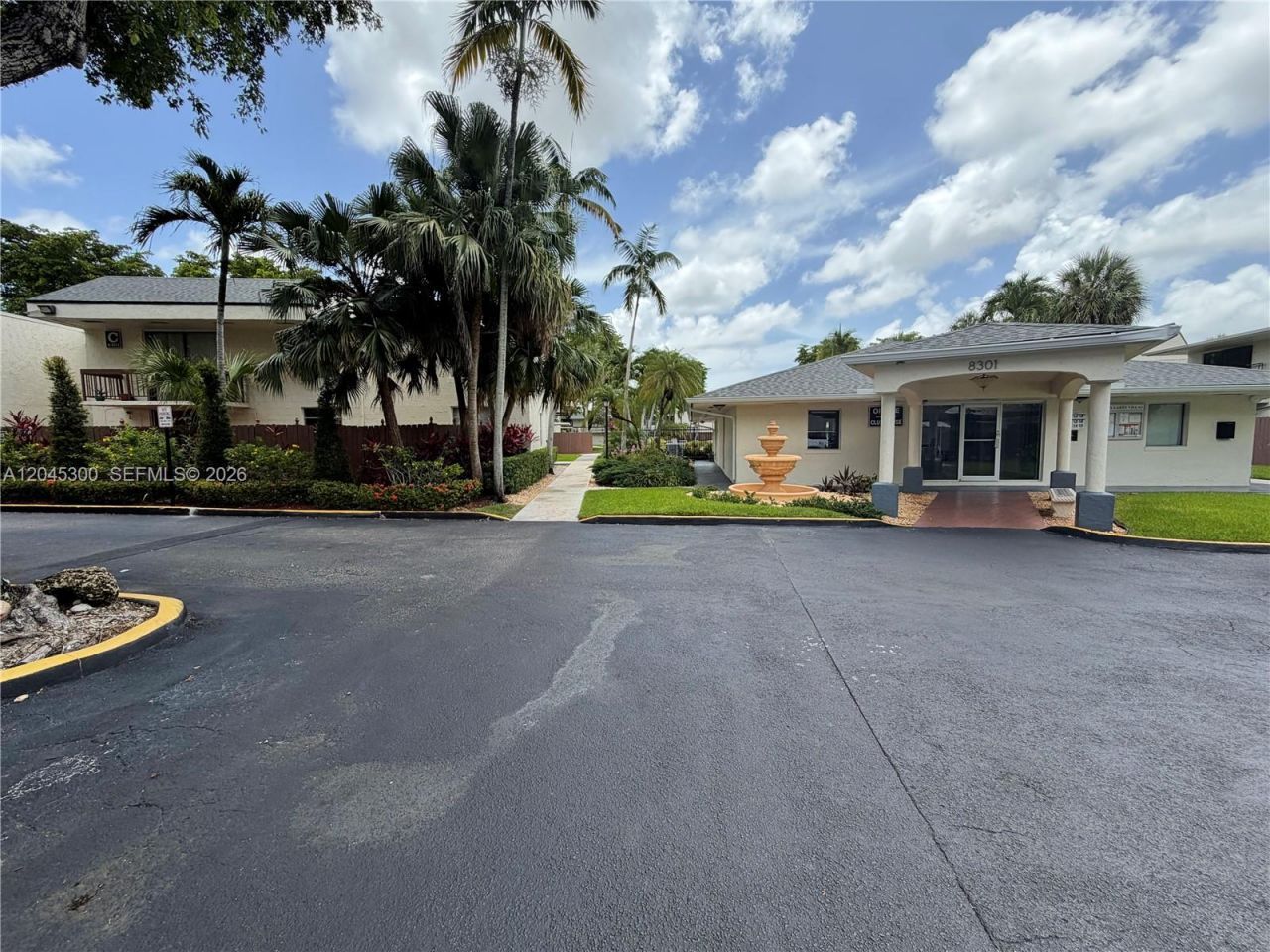 8303 SW 142nd Ave, Unit D206, Miami, FL 33183 Photo