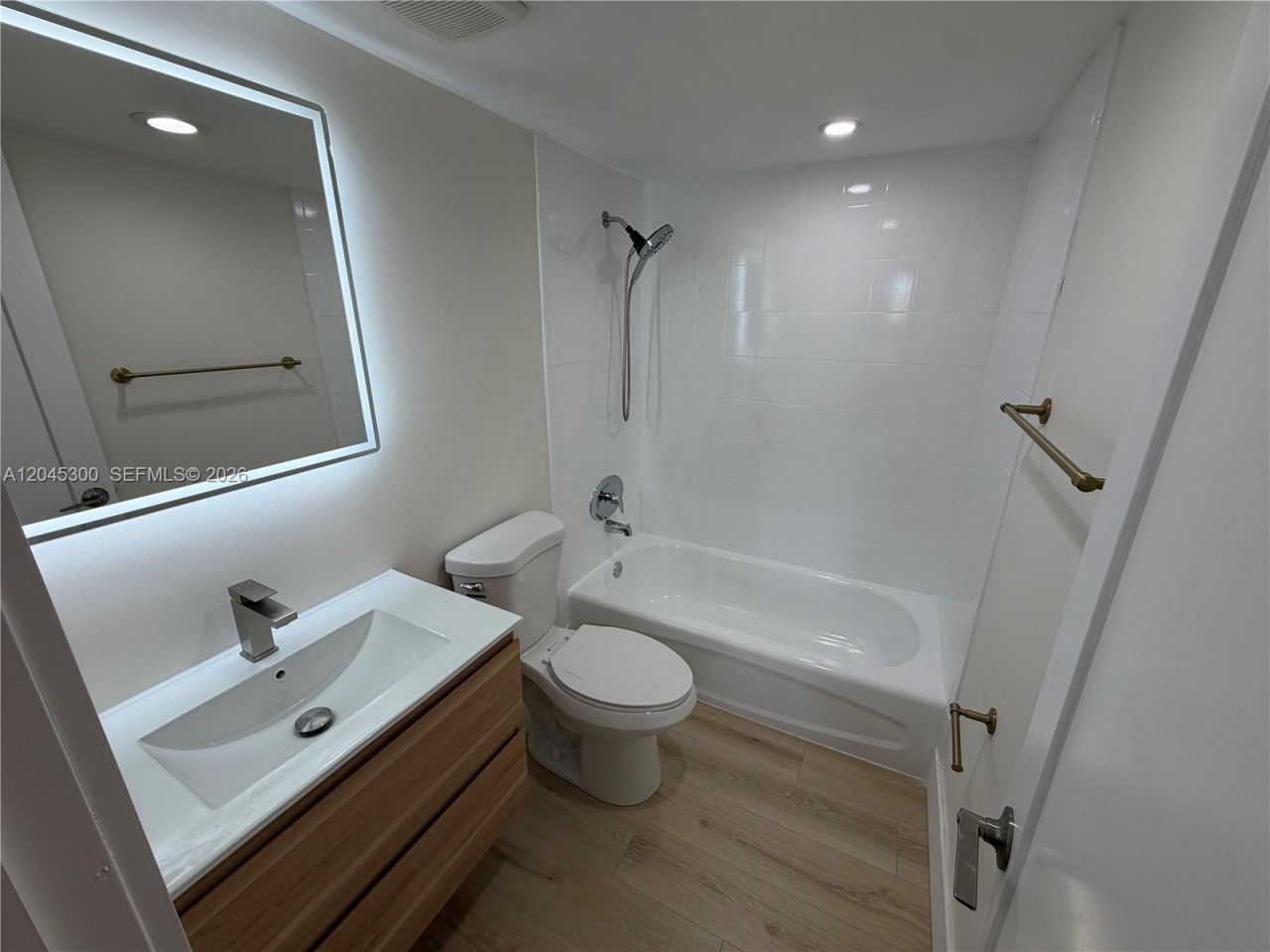8303 SW 142nd Ave, Unit D206, Miami, FL 33183 Photo