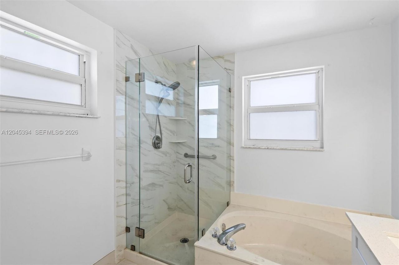 15835 NW 7th St , Pembroke Pines, FL 33028 Photo