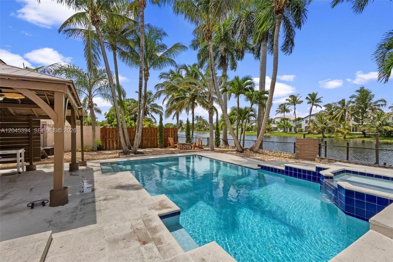 15835 NW 7th St , Pembroke Pines, FL 33028 Photo