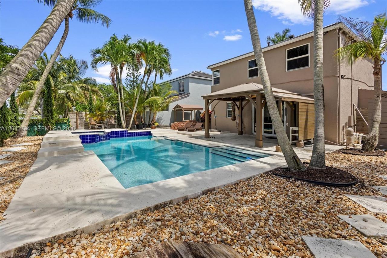 15835 NW 7th St , Pembroke Pines, FL 33028 Photo
