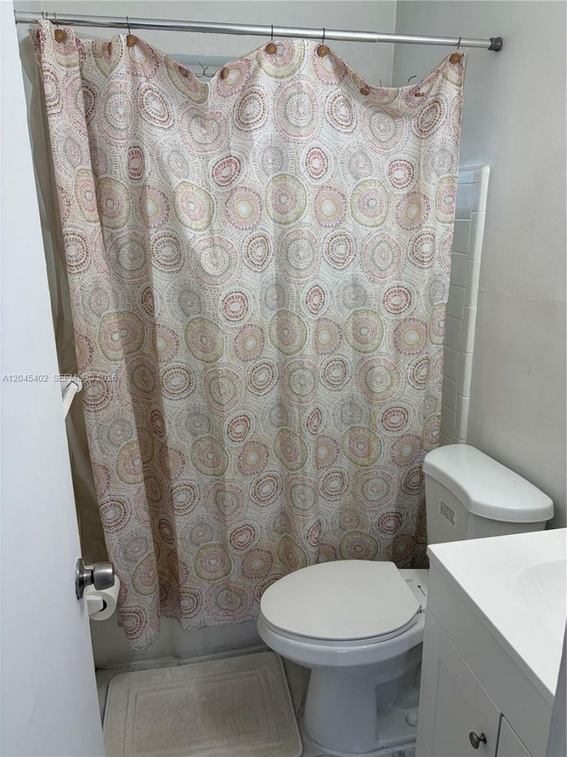 14399 NE 5th Pl , Unit 5, North Miami, FL 33161 Photo