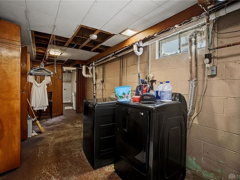 210 Broadway Road, Enon Vlg, OH 45323 Photo 31
