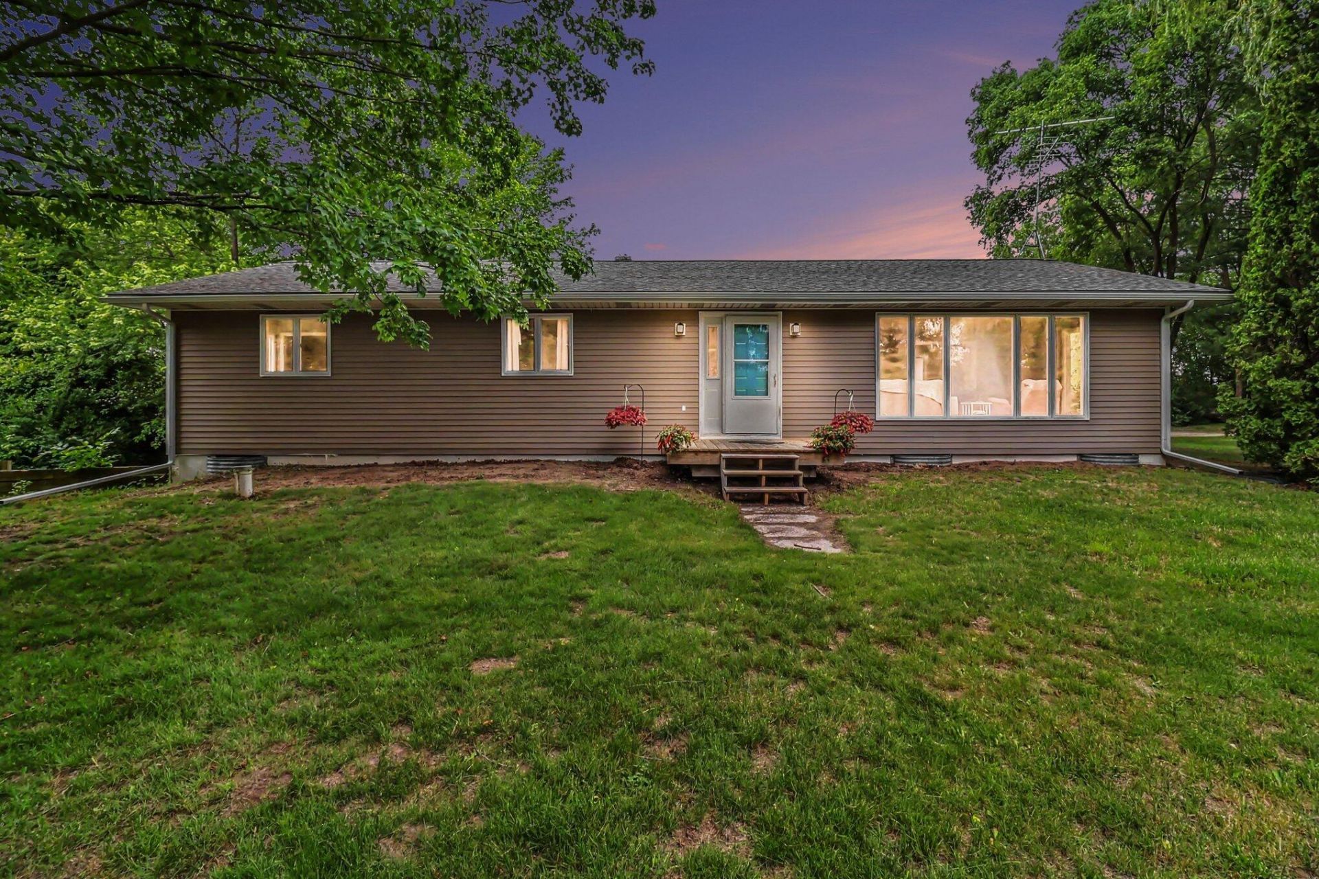 3585 N 72nd Avenue, Hart, MI 49420 Main Photo