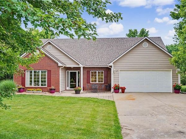210 E High Street, Baldwin City, KS 66006