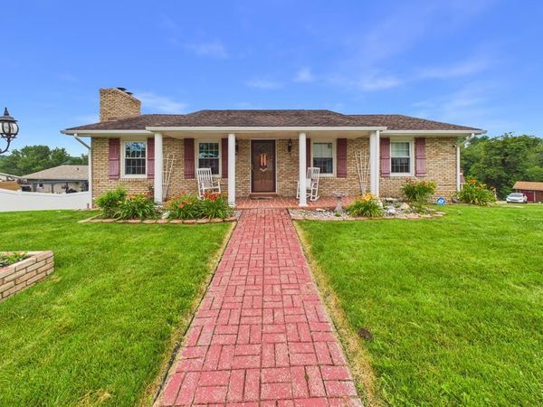 50 Pin Oak Drive, Wheeling, WV 26003