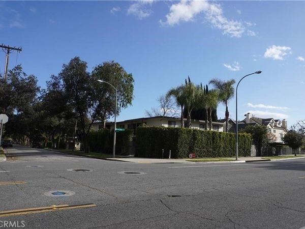 642 N Orange Grove, Unit 7, Pasadena, CA 91103