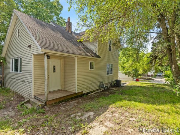 1115 Baxter Street SE, Grand Rapids, MI 49507