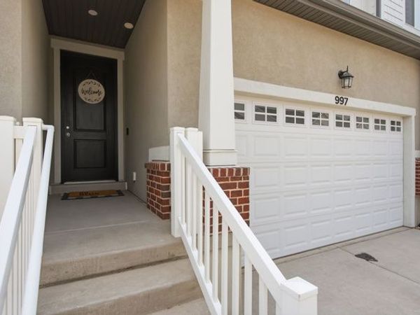 997 N LEDGER DR , Saratoga Springs, UT 84045