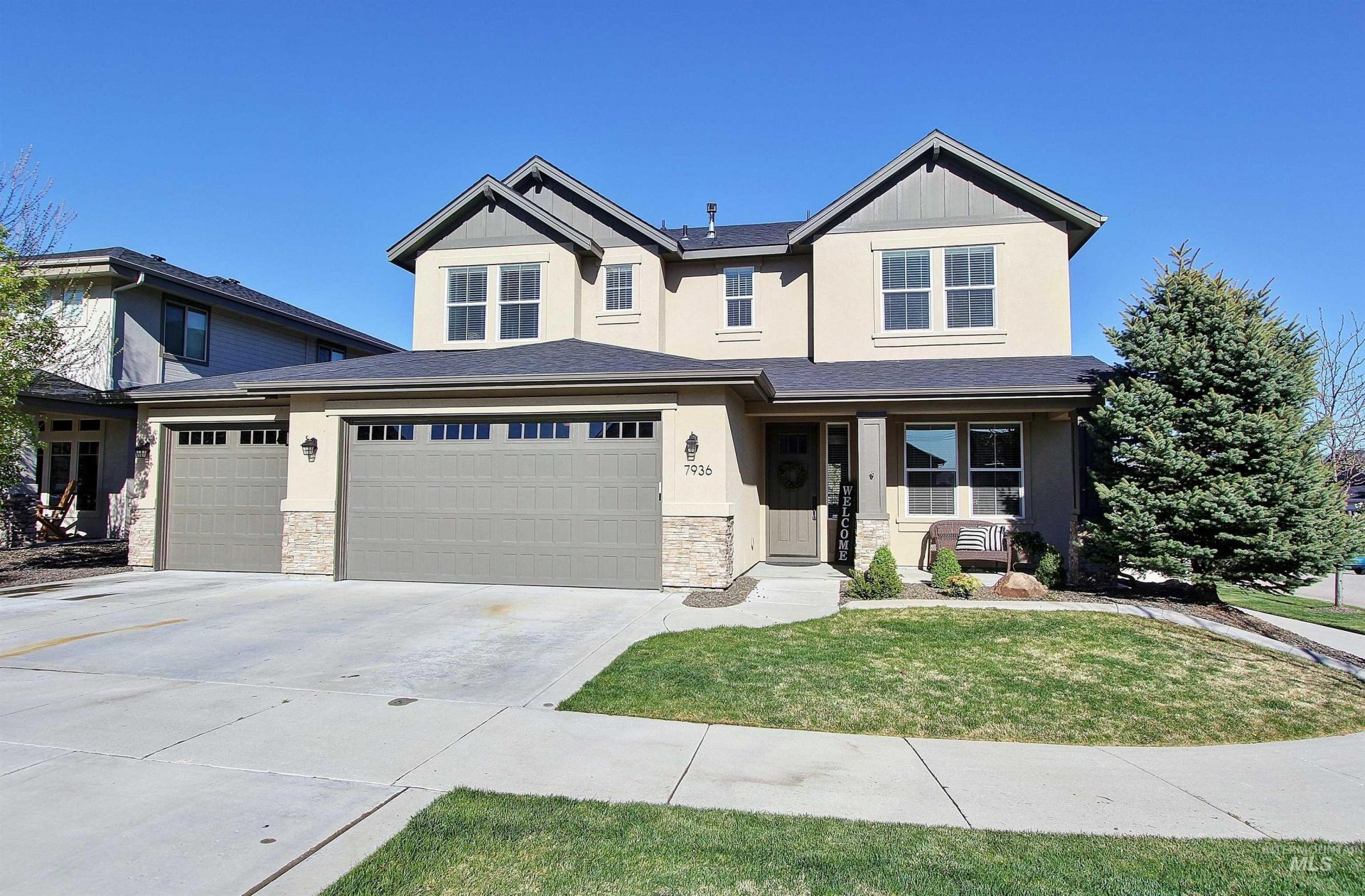 7936 S Desert Ridge Ave, Boise, ID 83716 Main Photo