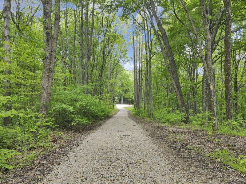18000 Thompson Road, Laurelville, OH 43135 Photo 3