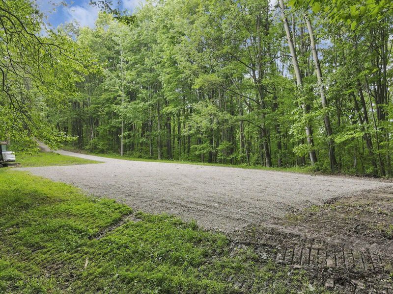 18000 Thompson Road, Laurelville, OH 43135 Photo 5
