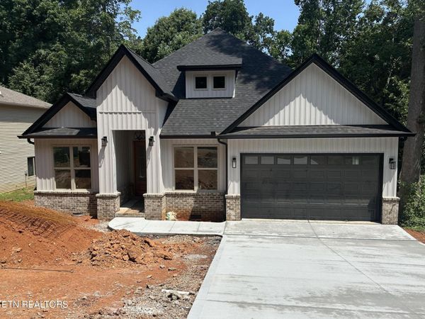 153 Inata Circle, Loudon, TN 37774