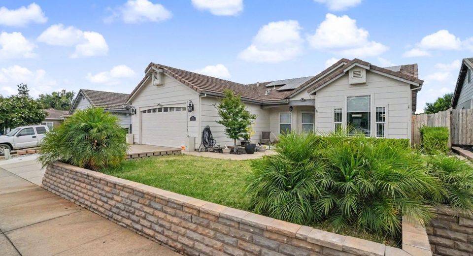 321 Quailhollow Dr, Ione, CA 95640 Photo