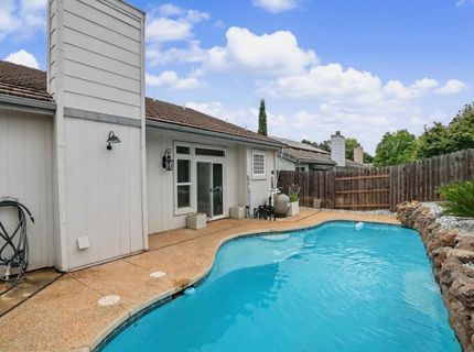 321 Quailhollow Dr, Ione, CA 95640 Photo