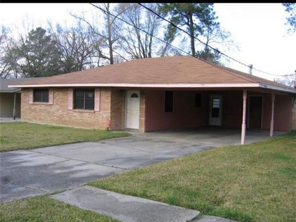 7649 GOVERNOR DERBIGNY Drive, Baton Rouge, LA 70811