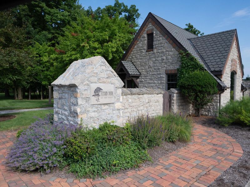 129 Hidden Creek Drive, Galloway, OH 43119 Photo 4