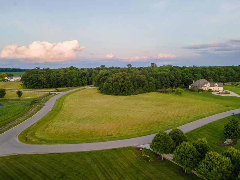 129 Hidden Creek Drive, Galloway, OH 43119 Photo 8