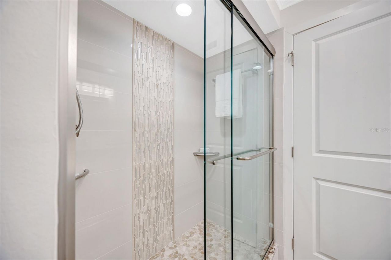 1 Windrush Boulevard , Unit 37, Indian Rocks Beach, FL 33785 Photo