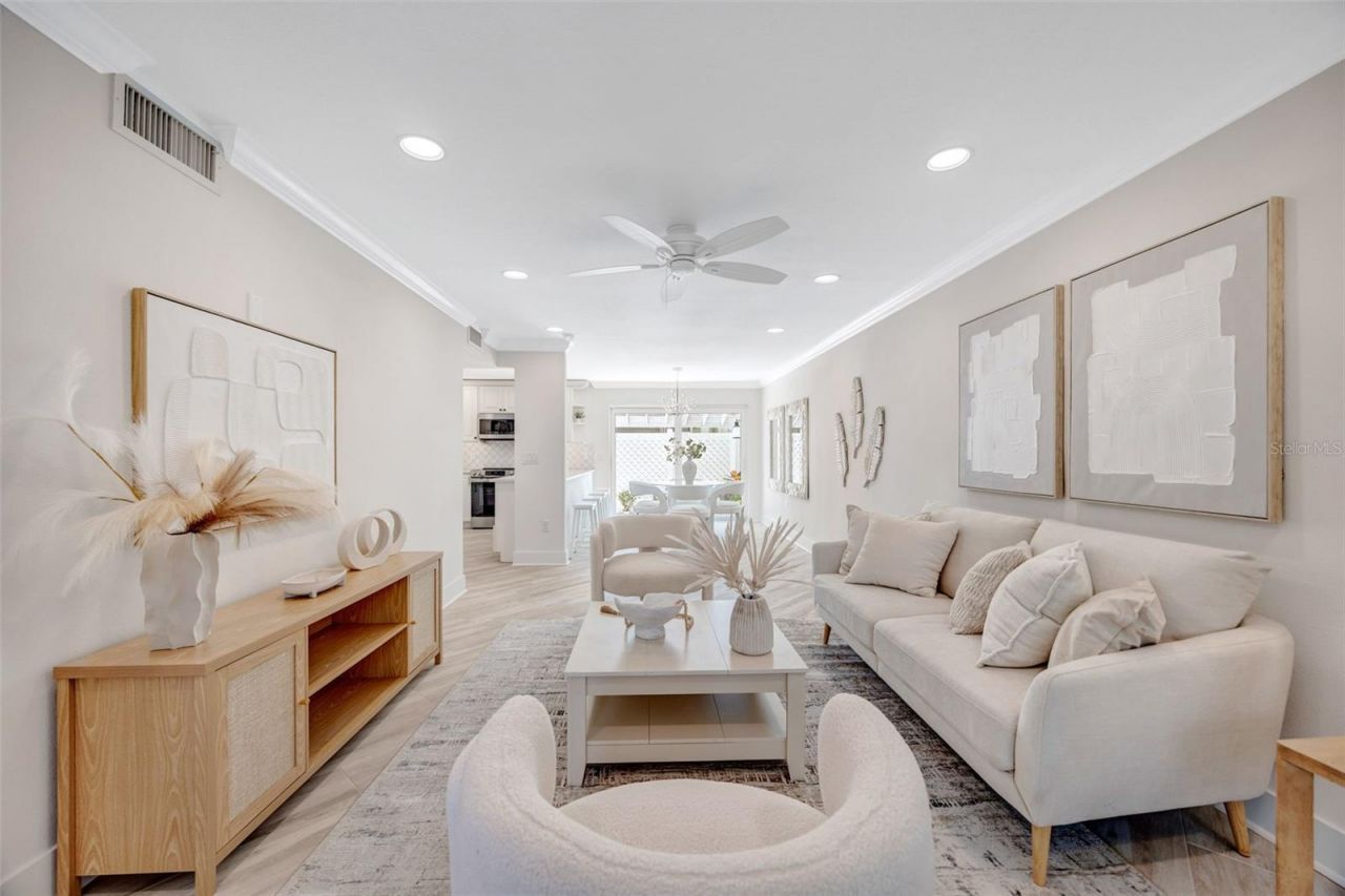 1 Windrush Boulevard , Unit 37, Indian Rocks Beach, FL 33785 Photo