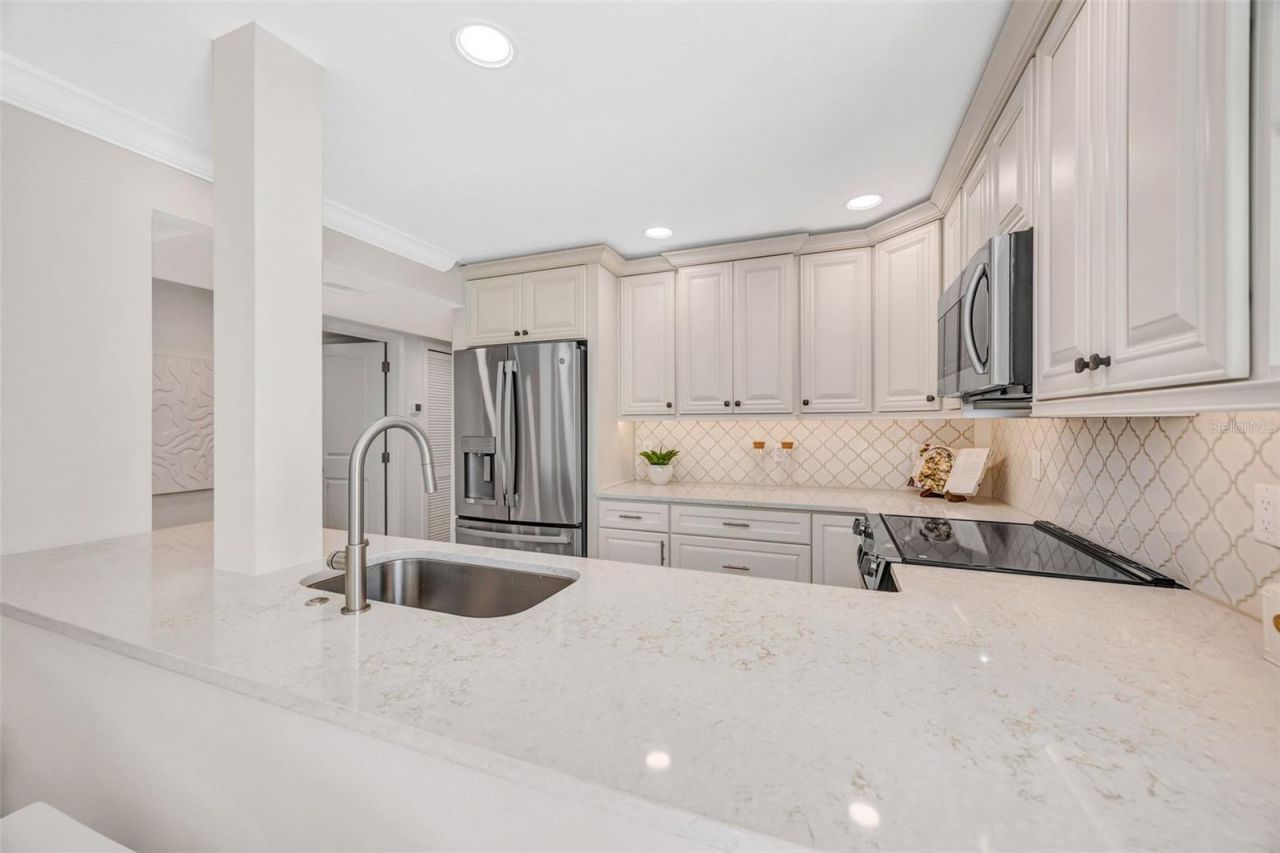 1 Windrush Boulevard , Unit 37, Indian Rocks Beach, FL 33785 Photo