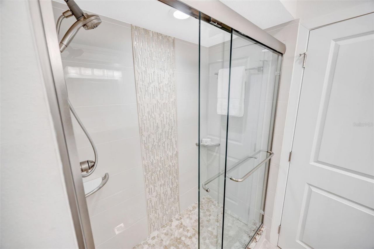 1 Windrush Boulevard , Unit 37, Indian Rocks Beach, FL 33785 Photo
