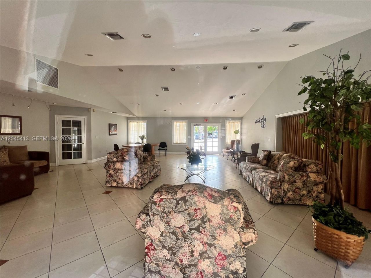 8255 SW 152nd Ave , Unit E-209, Miami, FL 33193 Photo