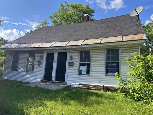 90 Mount Vernon Street, St. Johnsbury, VT 05819