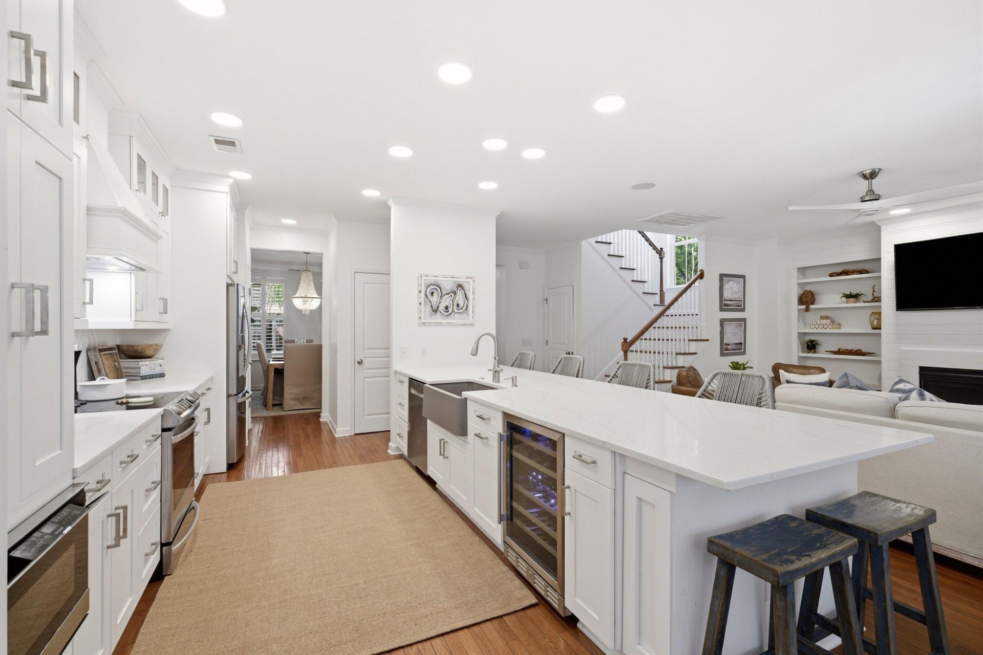 1022 Barfield Street Photo 11