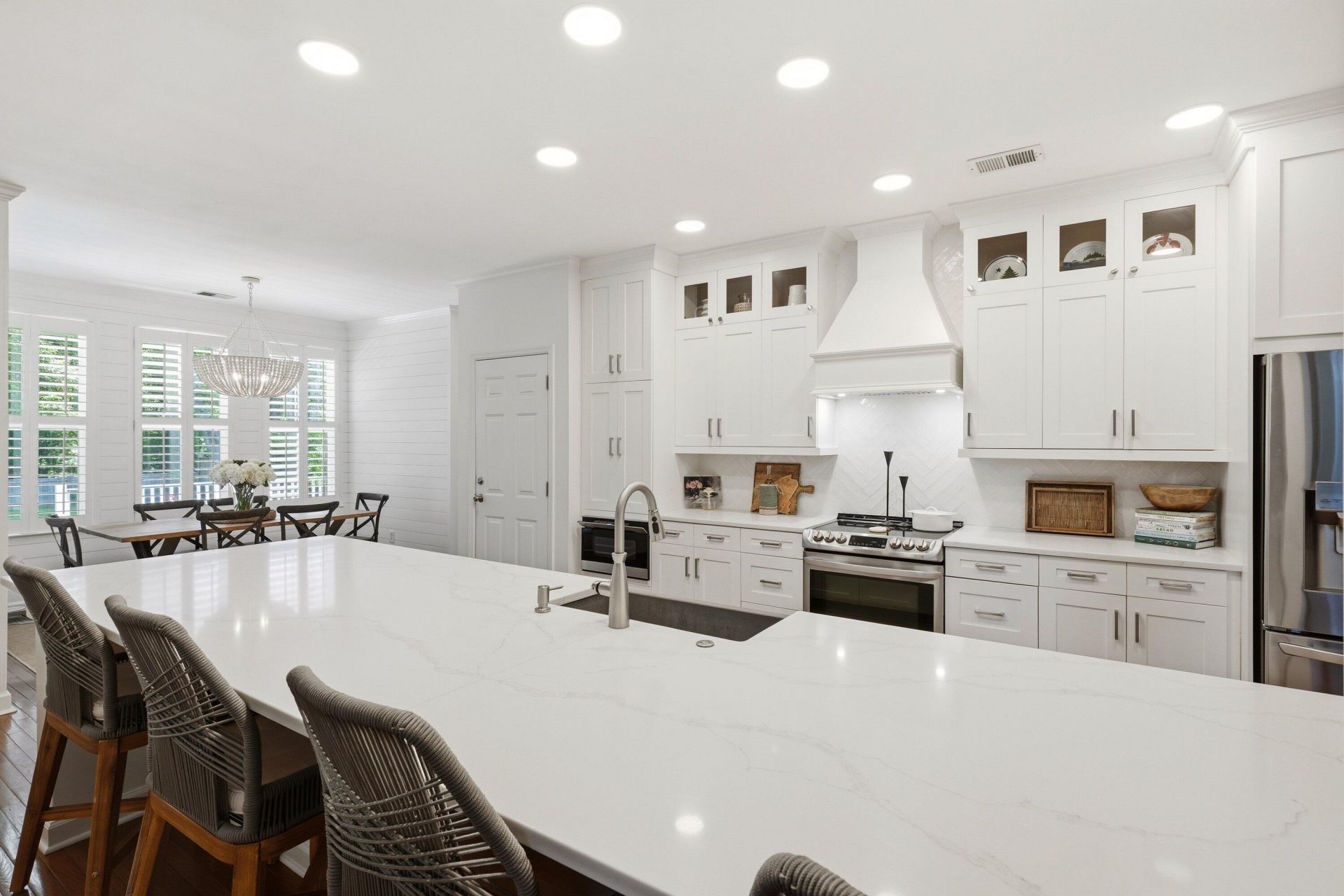 1022 Barfield Street Photo 12