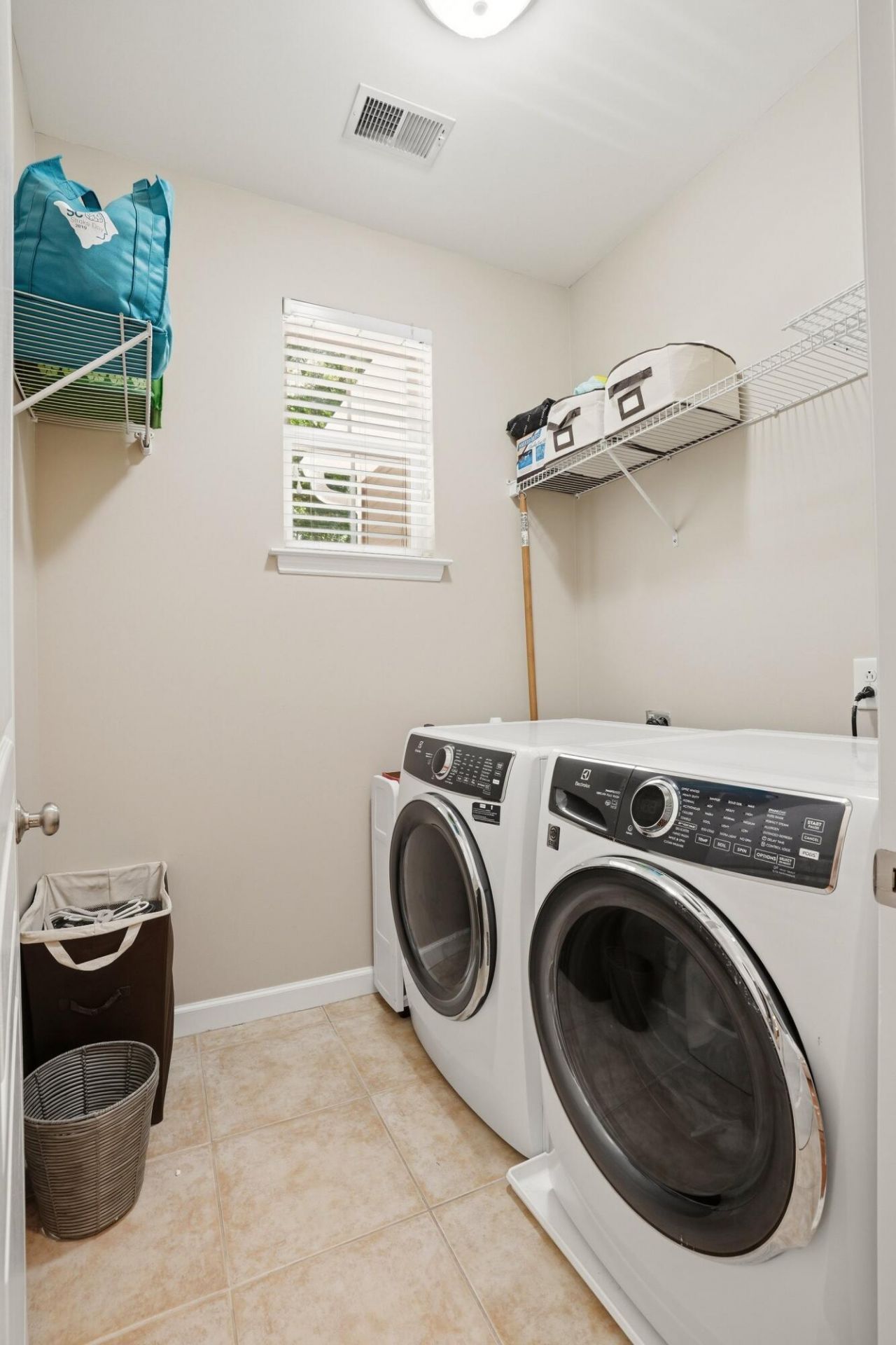 1022 Barfield Street Photo 20