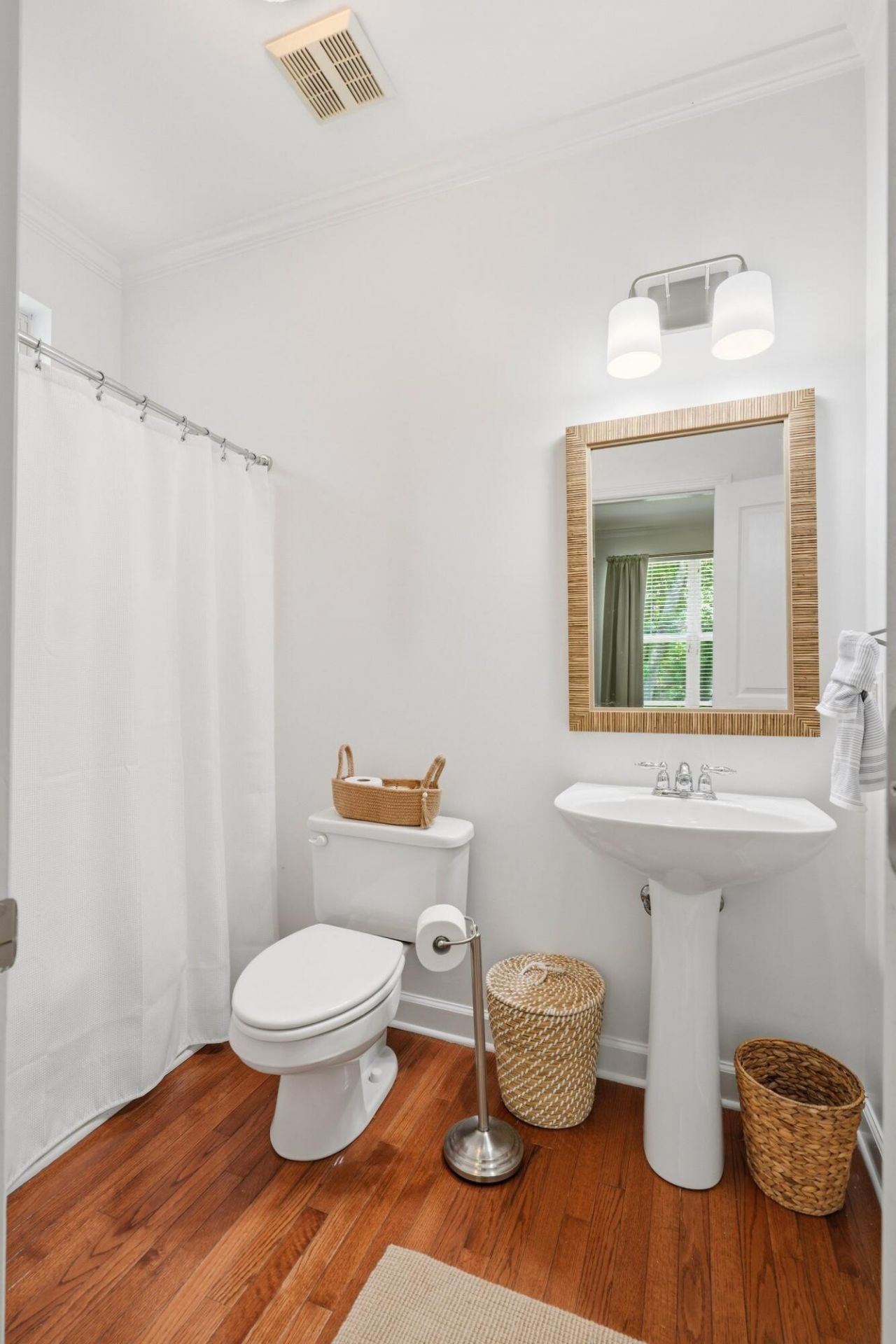 1022 Barfield Street Photo 23