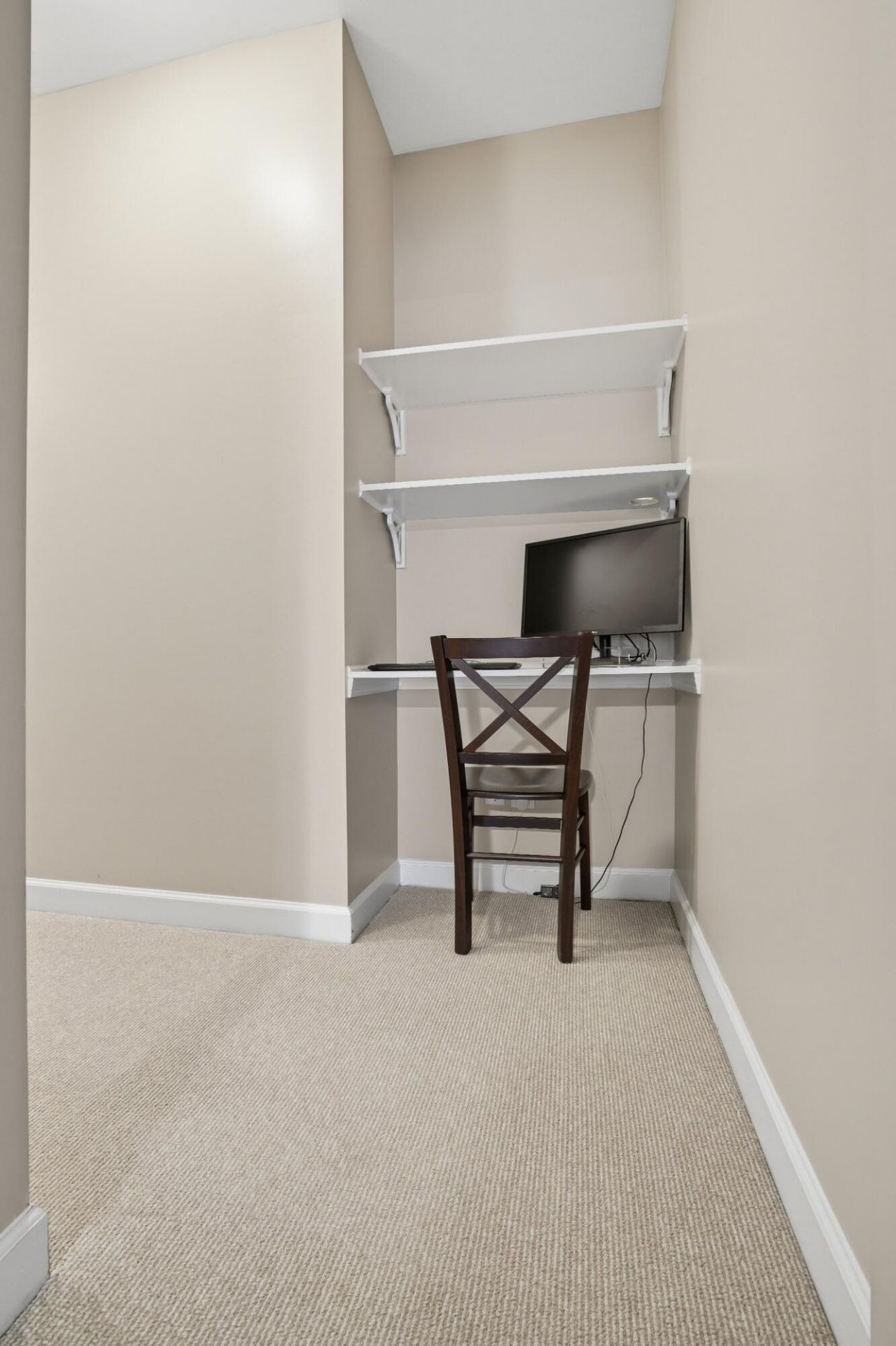 1022 Barfield Street Photo 47