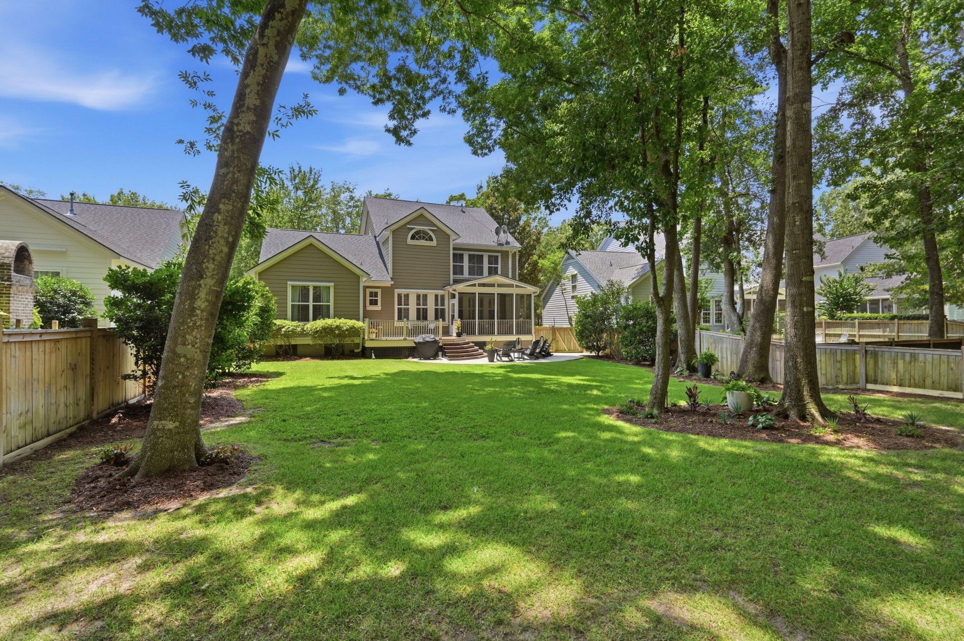 1022 Barfield Street Photo 48