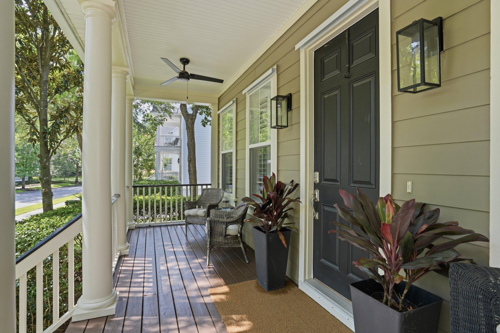 1022 Barfield Street Photo 8