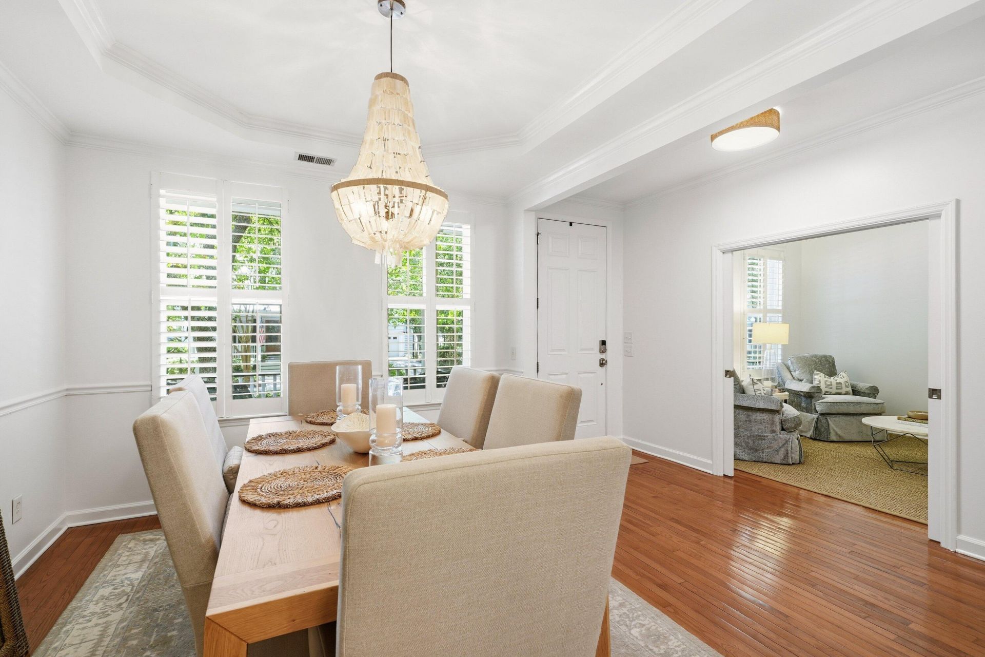 1022 Barfield Street Photo 8