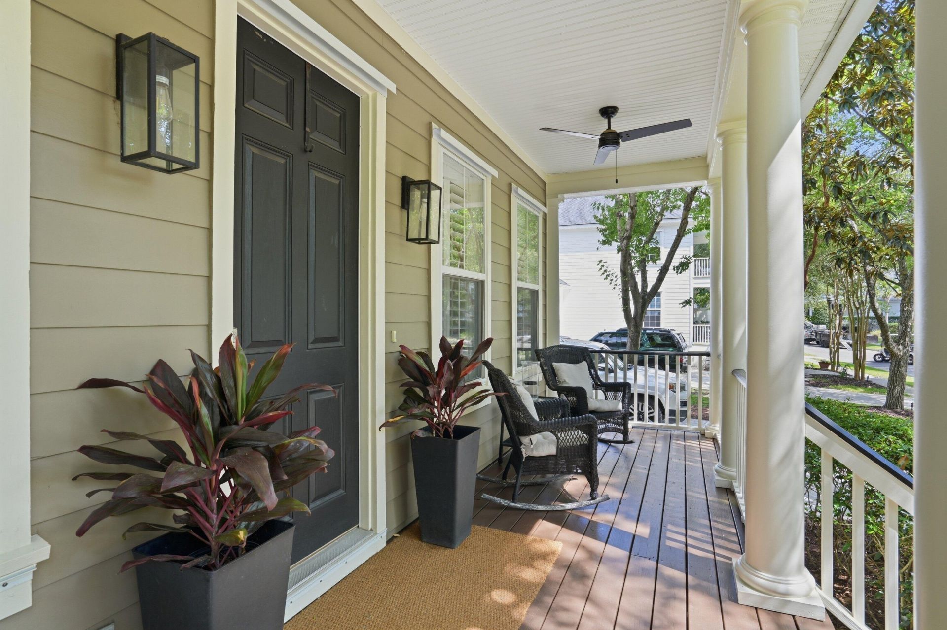 1022 Barfield Street Photo 9