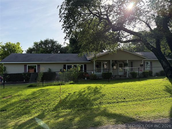 729 Cavalry Street , Fort Gibson, OK 74434