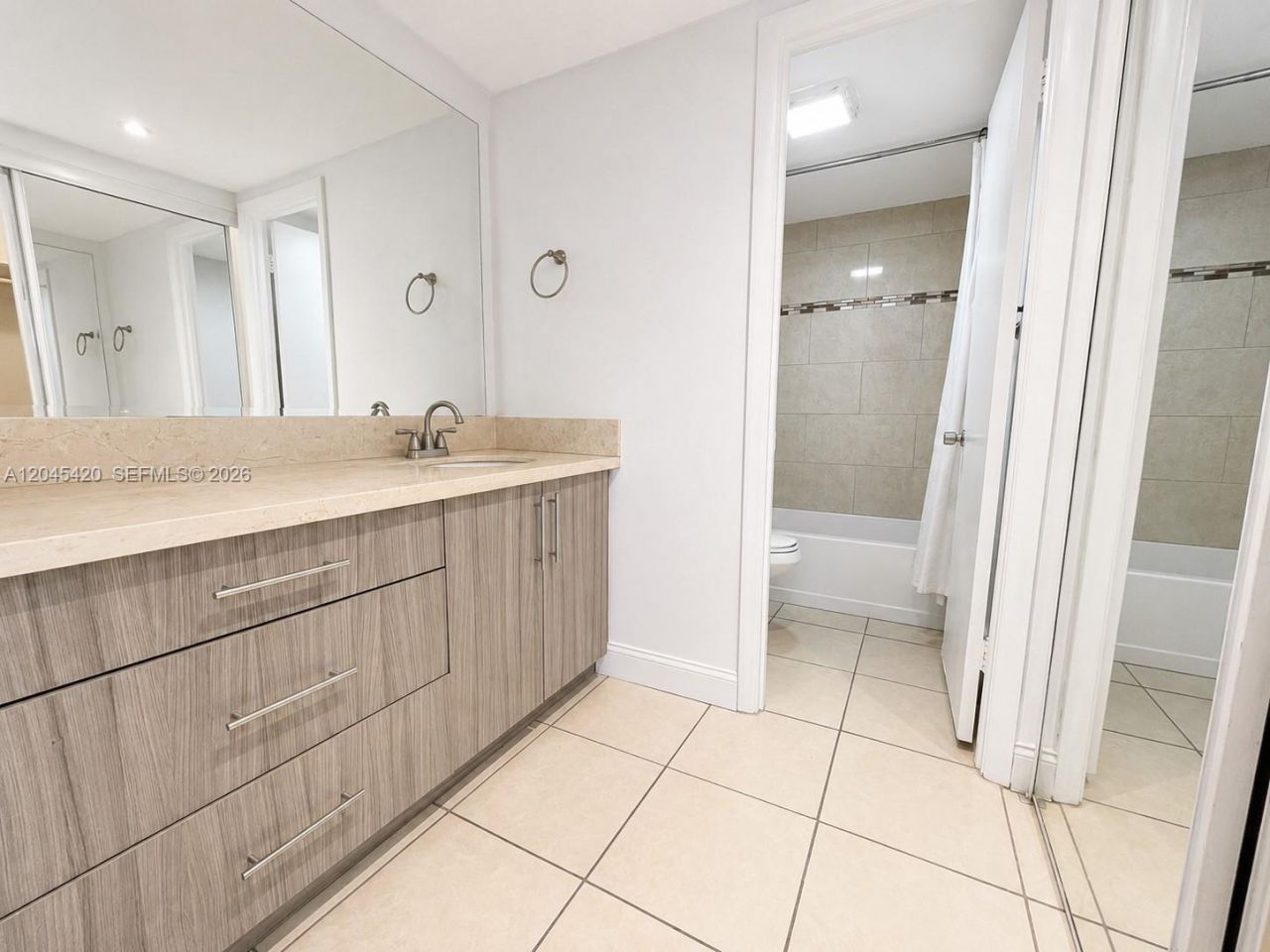 3900 N Hills Dr, Unit 108, Hollywood, FL 33021 Photo