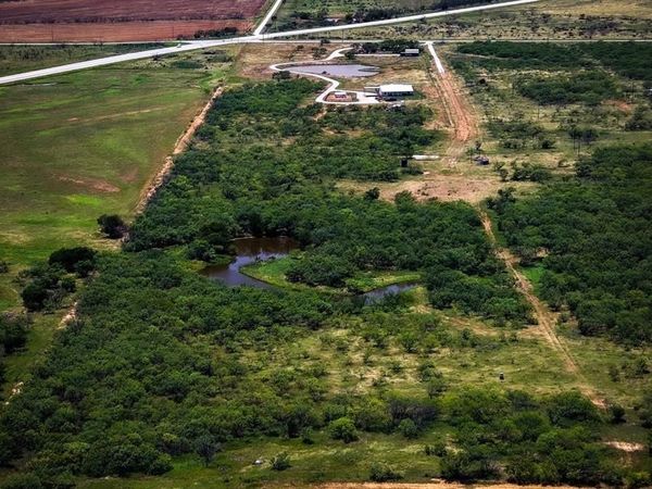 5160 FM 2652 , Loving, TX 76460