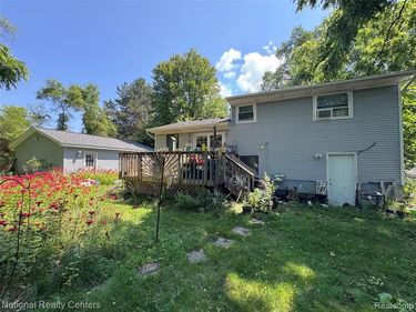 3090 Massena Street, Commerce Twp, MI 48382